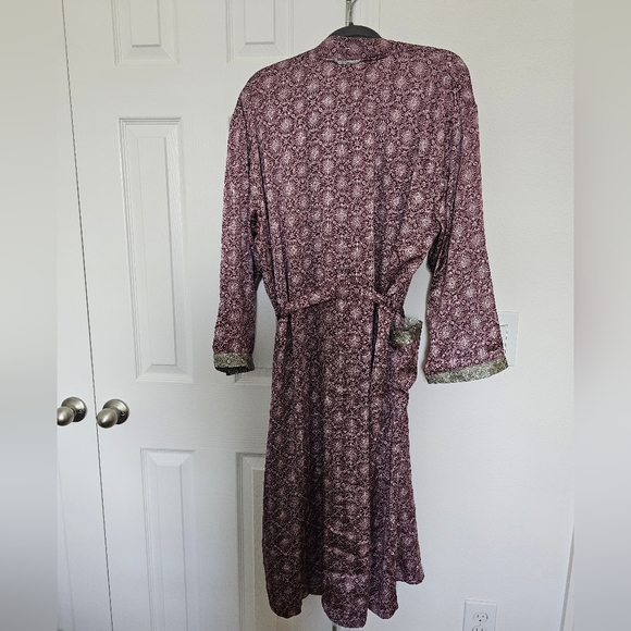 NWT FP Intimately Oasis House Robe- Raisin Combo- M/L - Picture 6 of 8